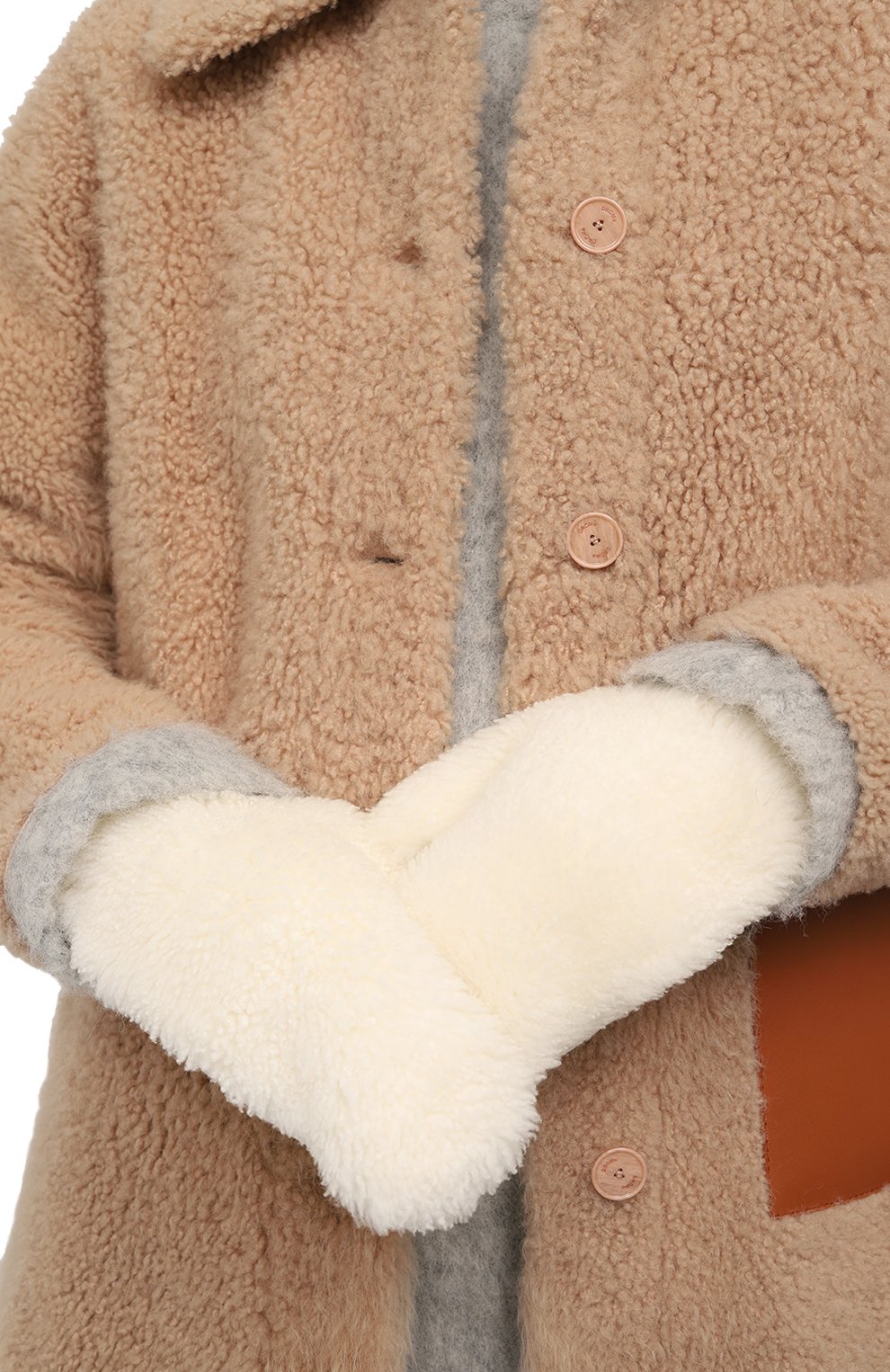 Меховые варежки из овчины YVES SALOMON, арт. 24WAA603XXD0XW, фото 2