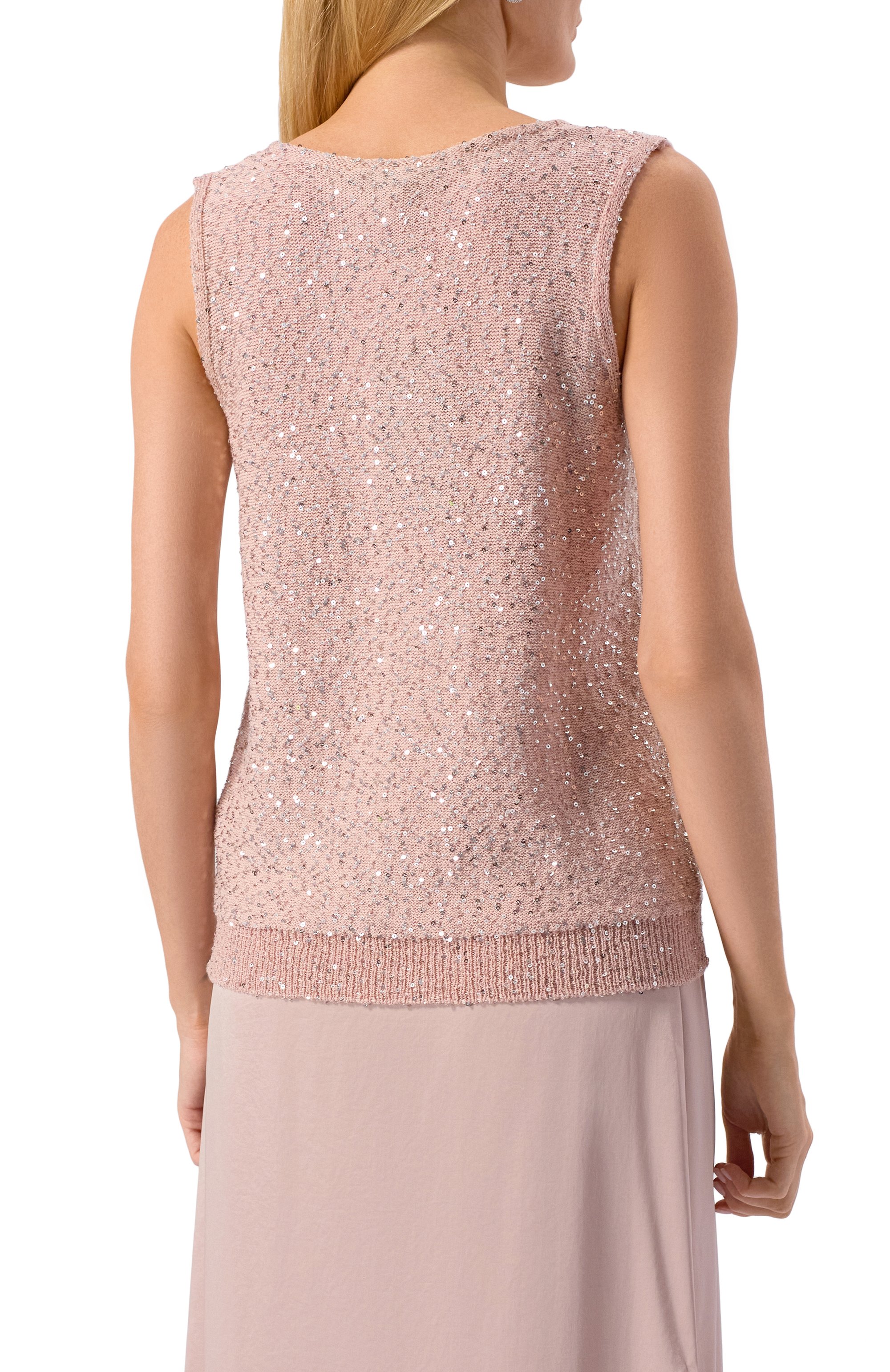 Топ с отделкой пайетками WEEKEND MAX MARA светло-розового цвета по цене 26050 руб., арт. ACAICI, фото 4 Топ с отделкой пайетками WEEKEND MAX MARA, арт. ACAICI, фото 4
