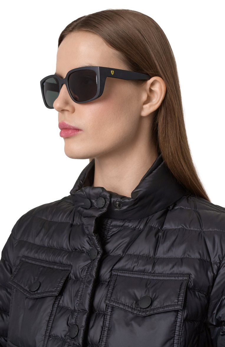 Женские солнцезащитные очки RAY-BAN черного цвета, арт. 4443M-F60271 | Фото 2 (Нос: Не проставлено; Региональные ограничения белый список (Axapta Mercury): Не проставлено; Материал: Пластик; Тип очков: С/з; Оптика Гендер: оптика-женское; Очки форма: Прямоугольные)