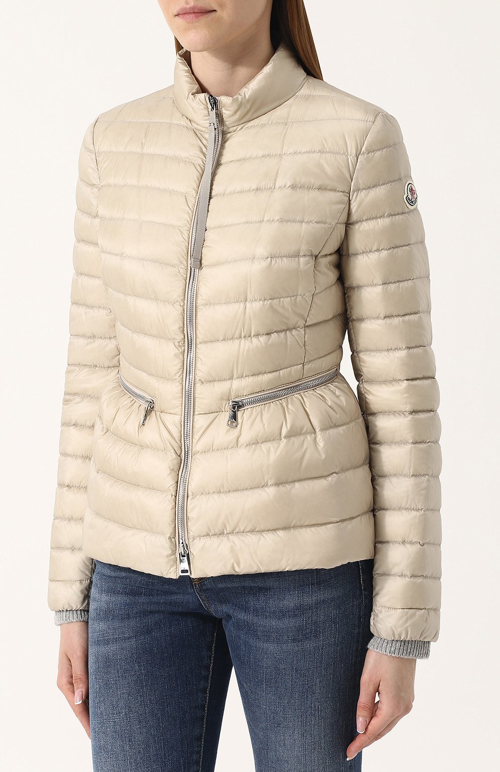 Приталенный стеганый пуховик с воротником-стойкой MONCLER бежевого цвета по цене 106500 руб., арт. D1-093-46333-94-53048, фото 3 Приталенный стеганый пуховик с воротником-стойкой MONCLER, арт. D1-093-46333-94-53048, фото 3
