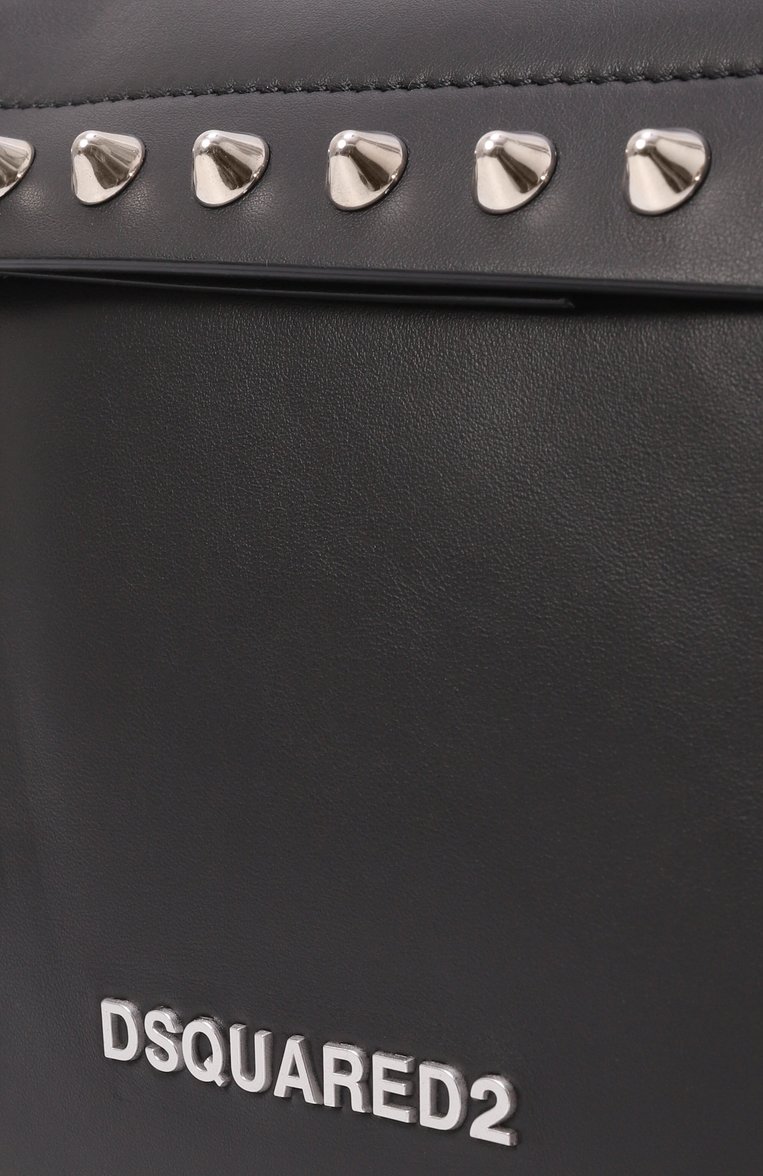 Мужская поясная сумка allover studs DSQUARED2 черного цвета, арт. BBM0075/01500001 | Фото 3 (Случай: Повседневный; Ремень/цепочка: На ремешке; Драгоценные камни: Проставлено; Размер: small; Материал: Натуральная кожа; Материал сплава: Проставлено)