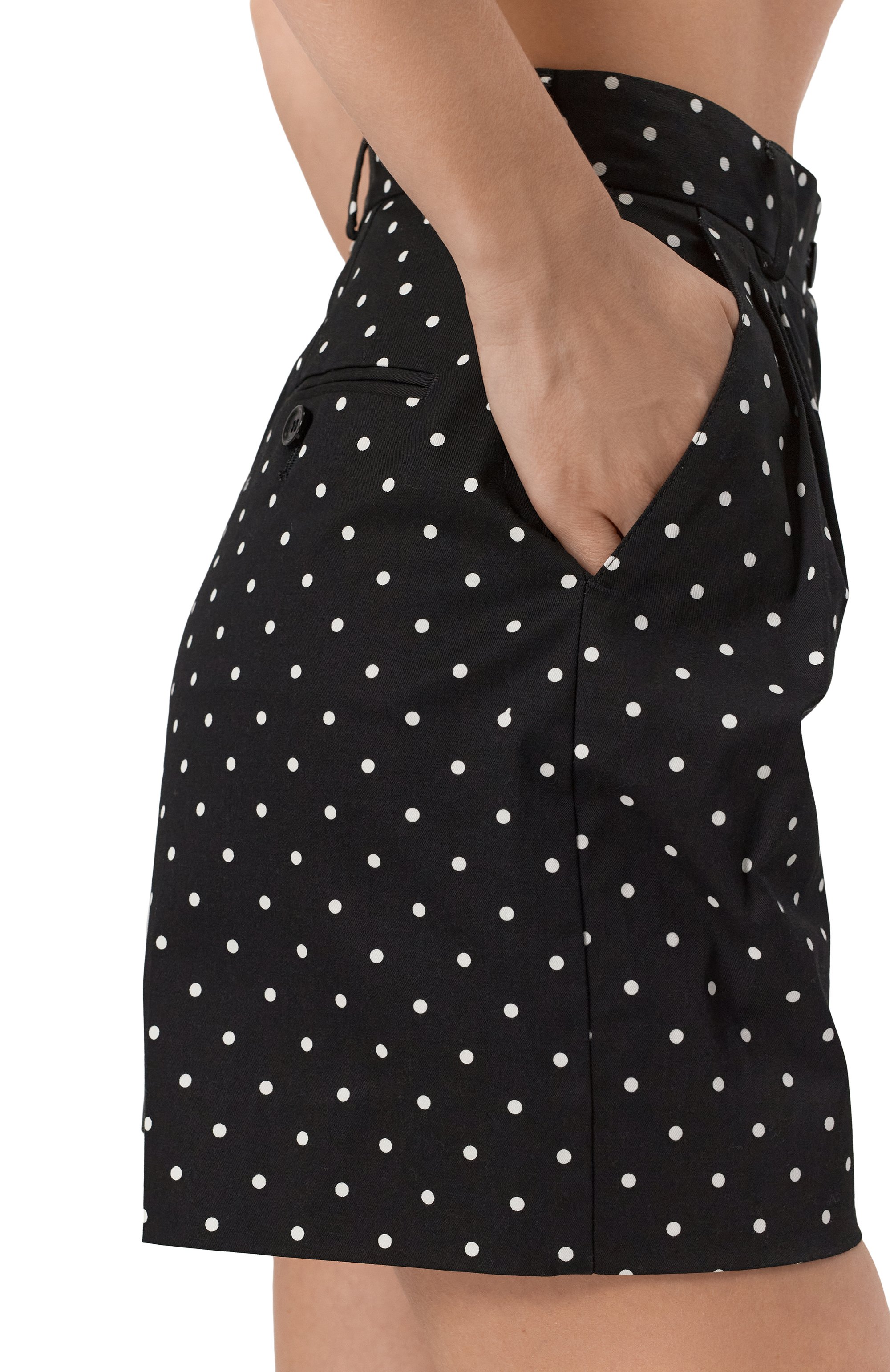 Хлопковые шорты DOLCE & GABBANA черного цвета по цене 69950 руб., арт. FTC5WT/FSFNP, фото 5 Хлопковые шорты DOLCE & GABBANA, арт. FTC5WT/FSFNP, фото 5