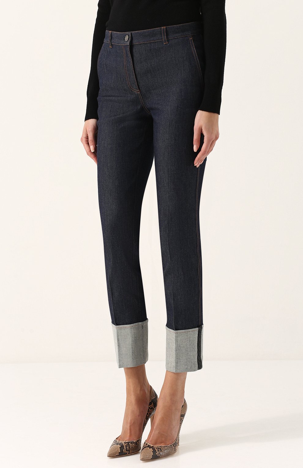 Джинсы с контрастной прострочкой и отворотами BOTTEGA VENETA, арт. 495362/VELJ1, фото 3