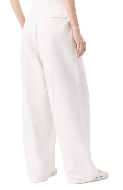 Хлопковые брюки MM6 белого цвета по цене 61550 руб., арт. S52KA0528/M25014, фото 4 Хлопковые брюки MM6, арт. S52KA0528/M25014, фото 4