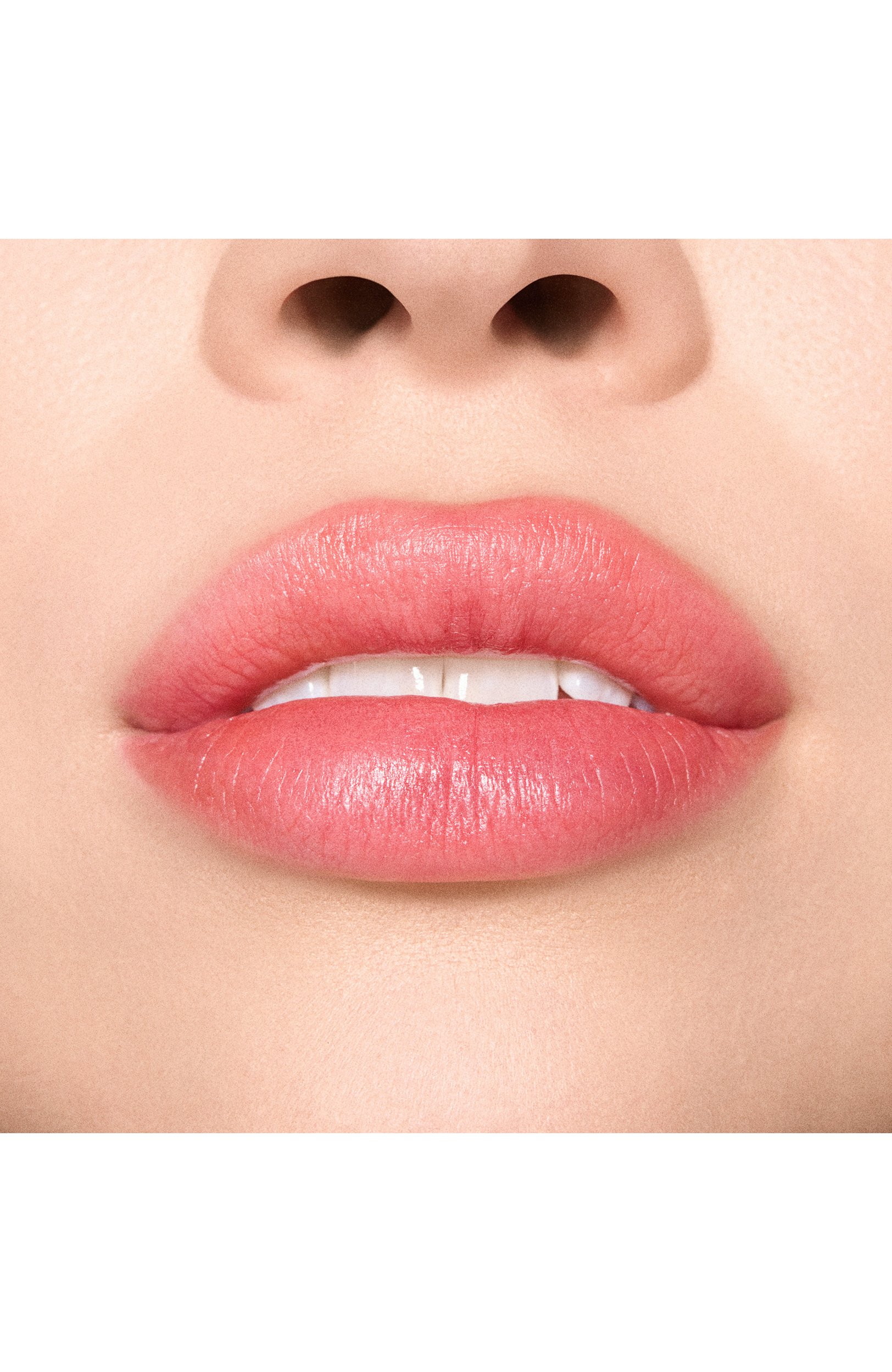Тинт для губ lustreglass stainglass lip tint, оттенок xoxo (3ml) MAC цвета по цене 3250 руб., арт. SB47-08, фото 3 Тинт для губ lustreglass stainglass lip tint, оттенок xoxo (3ml) MAC, арт. SB47-08, фото 3