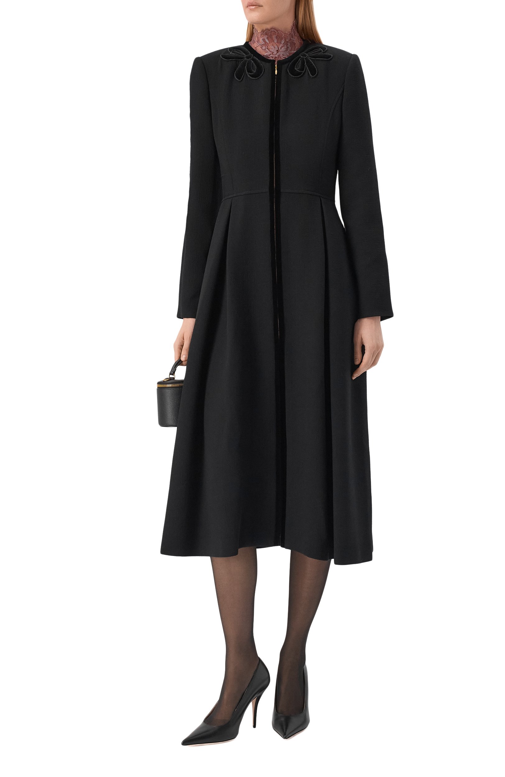 Пальто из вискозы и шерсти VALENTINO черного цвета по цене 699500 руб., арт. 9B3CA8EB/A9A, фото 2 Пальто из вискозы и шерсти VALENTINO, арт. 9B3CA8EB/A9A, фото 2