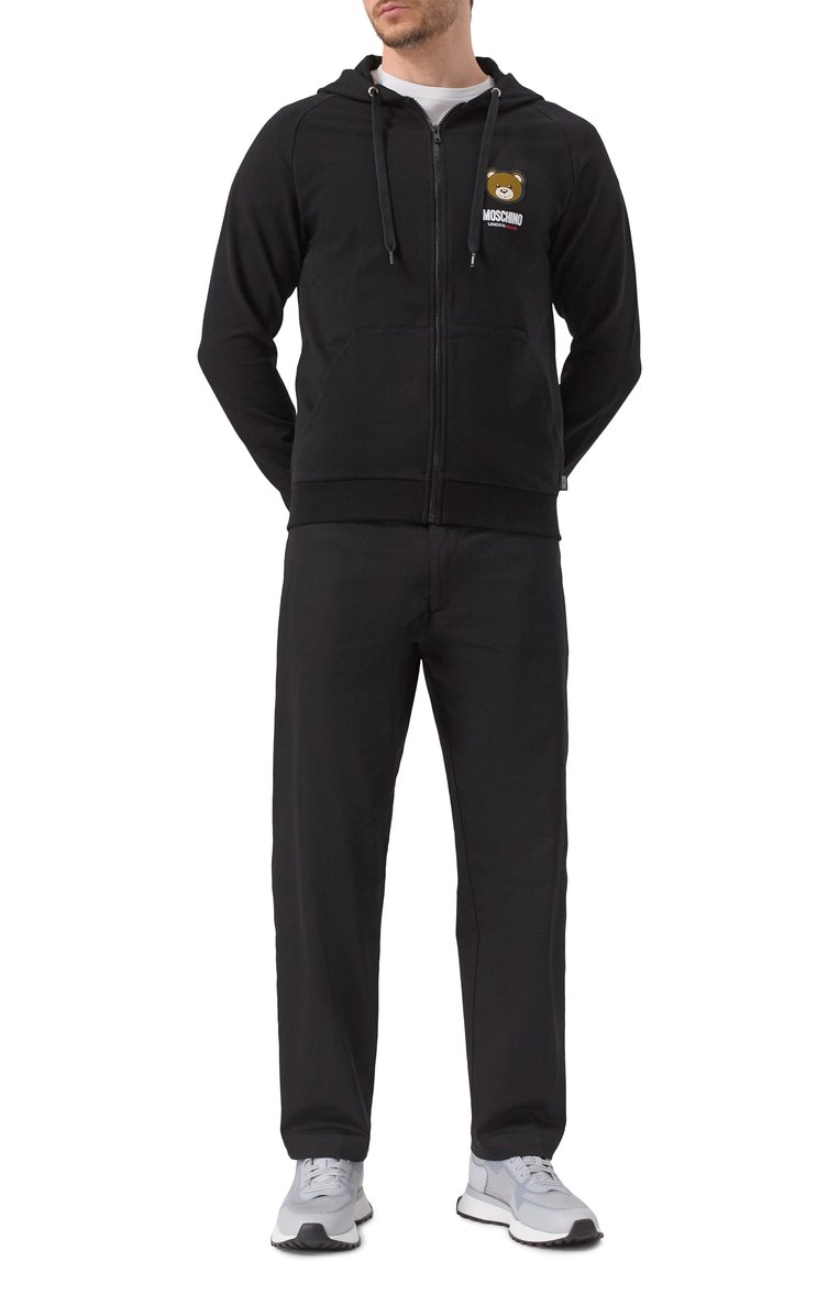 Мужской хлопковая толстовка MOSCHINO черного цвета, арт. 232V6/A1789/4413 | Фото 2 (Материал внешний: Хлопок; Рукава: Длинные; Длина (для топов): Стандартные; Мужское Кросс-КТ: Толстовка-домашняя одежда; Стили: Кэжуэл; Кросс-КТ: домашняя одежда; Тематический товар: Teddy Bear)