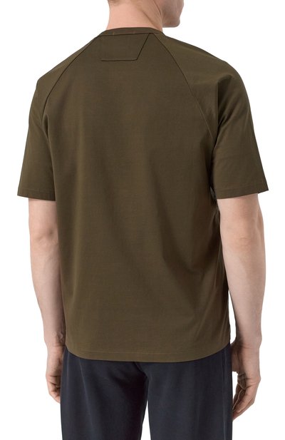 Хлопковая футболка C.P. COMPANY хаки цвета по цене 19950 руб., арт. 18CLTS023A006370W, фото 4 Хлопковая футболка C.P. COMPANY, арт. 18CLTS023A006370W, фото 4