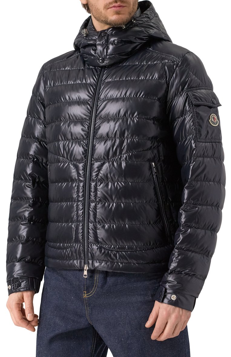 Мужская пуховая куртка lauros MONCLER темно-синего цвета, арт. 1A00020/595ZJ | Фото 3 (Длина (верхняя одежда): Короткие; Материал внешний: Синтетический материал; Материал подклада: Синтетический материал; Рукава: Длинные; Стили: Кэжуэл; Мужское Кросс-КТ: Куртка-пуховая; Материал утеплителя: Пух и перо; Кросс-КТ: Утепленные; Автоматизация ТО: Проставлено; Автоматизация состава: Проставлено)
