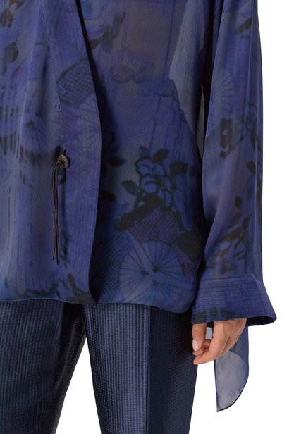 Шелковая блузка GIORGIO ARMANI темно-синего цвета по цене 358000 руб., арт. GW003880/TE22820, фото 5 Шелковая блузка GIORGIO ARMANI, арт. GW003880/TE22820, фото 5