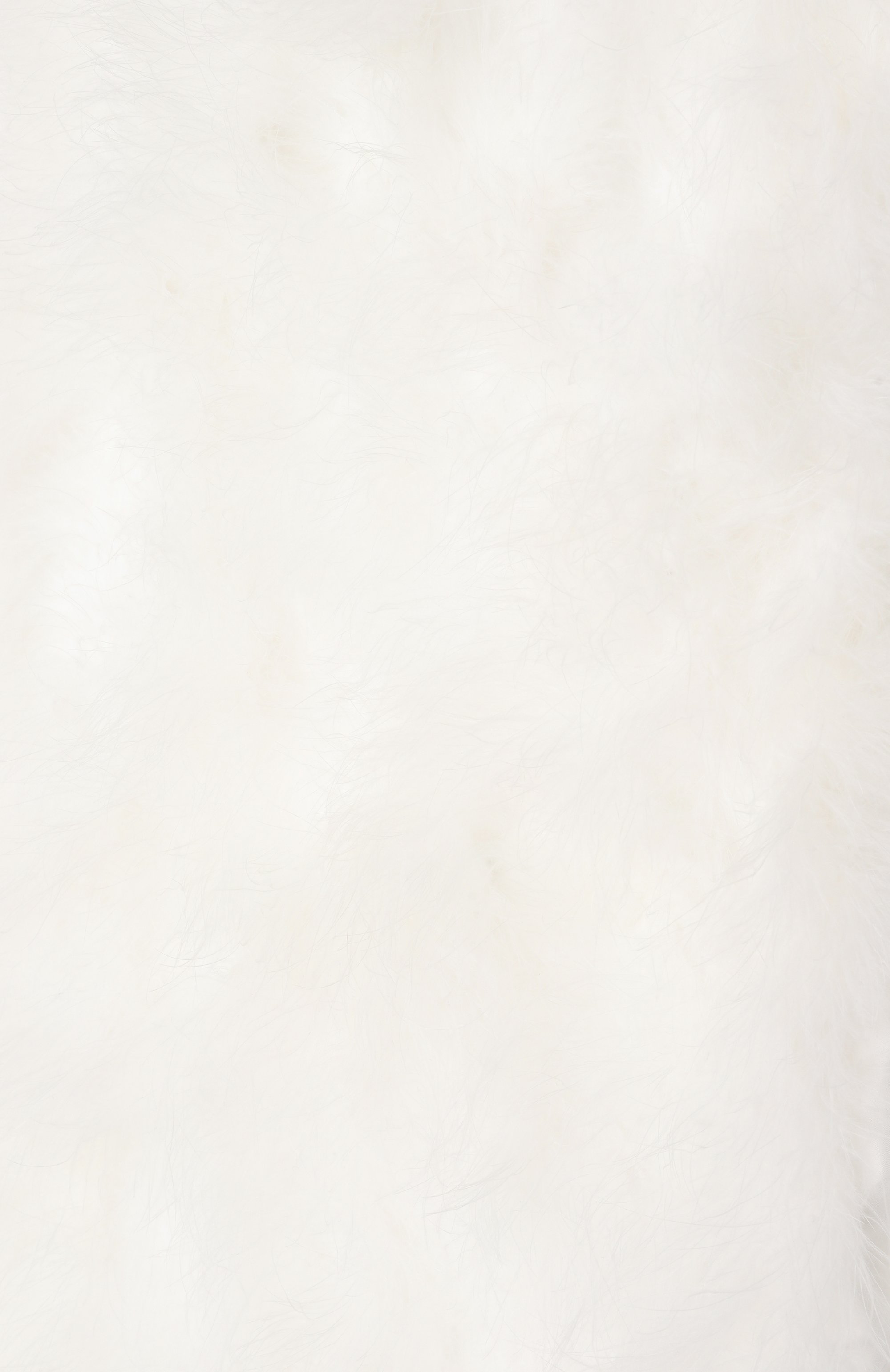 Шарф с отделкой перьями N21 белого цвета по цене 79150 руб., арт. 6902/6805, фото 3 Шарф с отделкой перьями N21, арт. 6902/6805, фото 3