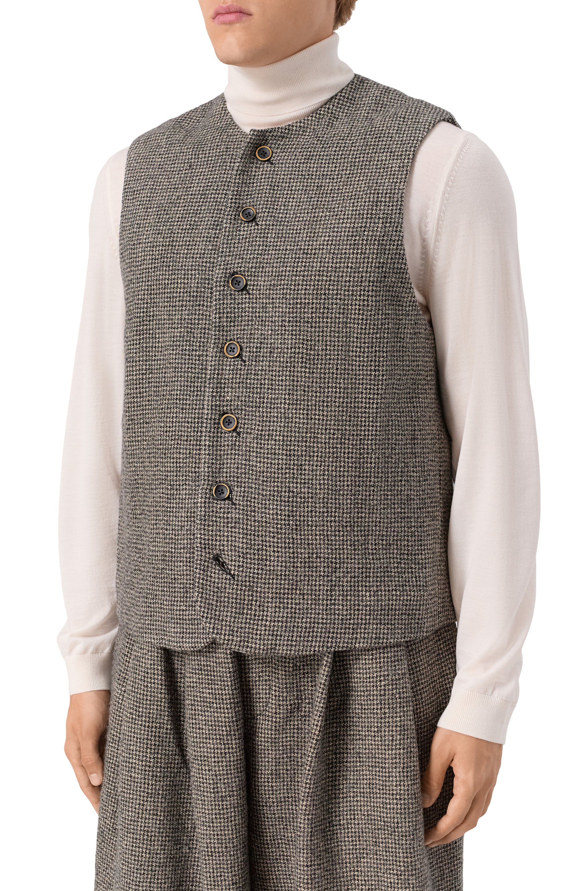 Жилет изо льна и шерсти UMA WANG светло-коричневого цвета по цене 121500 руб., арт. A9 M UM6526, фото 3 Жилет изо льна и шерсти UMA WANG, арт. A9 M UM6526, фото 3