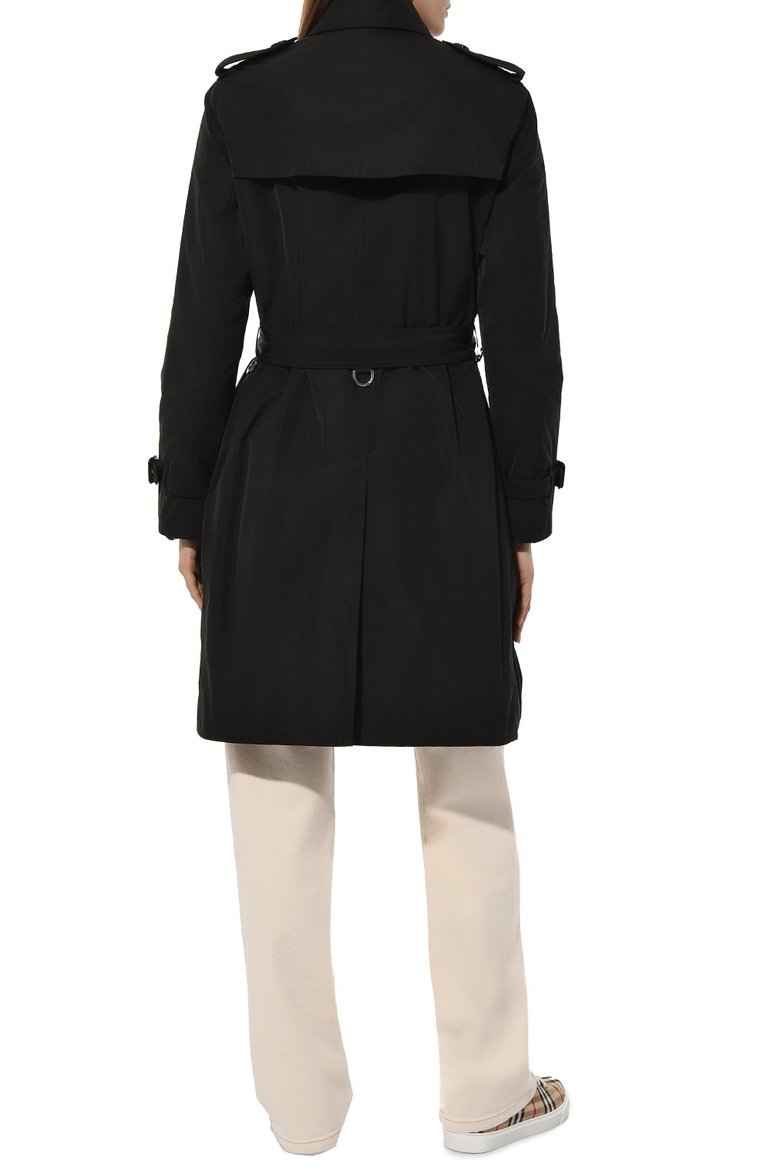 Женский тренч BURBERRY черного цвета, арт. 8069666 | Фото 4 (Рукава: Длинные; Материал подклада: Синтетический материал; Материал внешний: Синтетический материал; Длина (верхняя одежда): До колена; Стили: Классический; Кросс-КТ: Куртка)