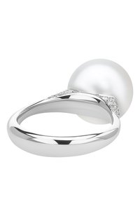 Кольцо UTOPIA бесцветного цвета по цене 422500 руб., арт. QAE2SS, фото 3 Кольцо UTOPIA, арт. QAE2SS, фото 3