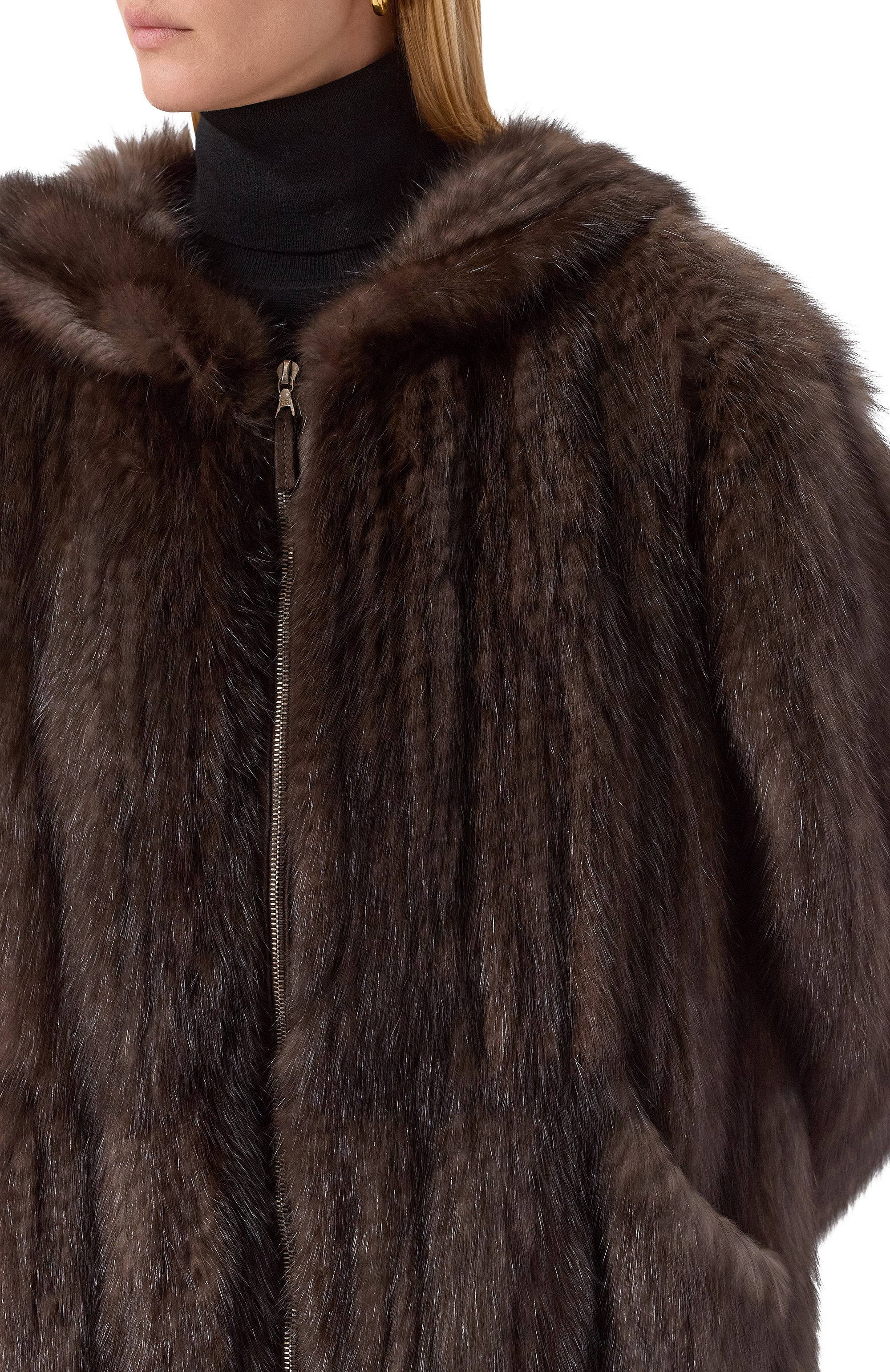 Шуба из вязаного соболя MVST коричневого цвета по цене 4850000 руб., арт. M005/SABLE FARM NO SILVER, фото 5 Шуба из вязаного соболя MVST, арт. M005/SABLE FARM NO SILVER, фото 5