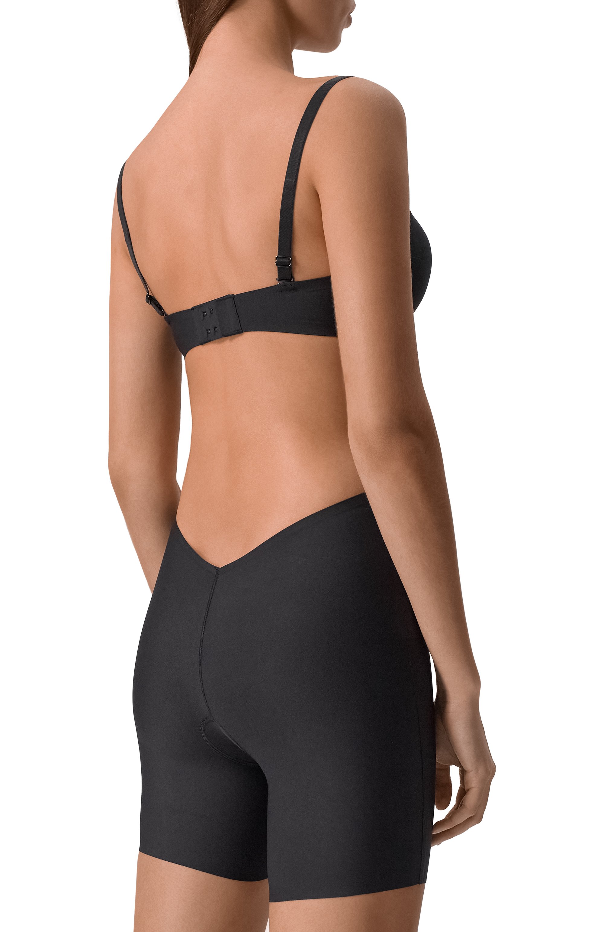 Шорты BYE BRA черного цвета по цене 9080 руб., арт. 2455, фото 3 Шорты BYE BRA, арт. 2455, фото 3