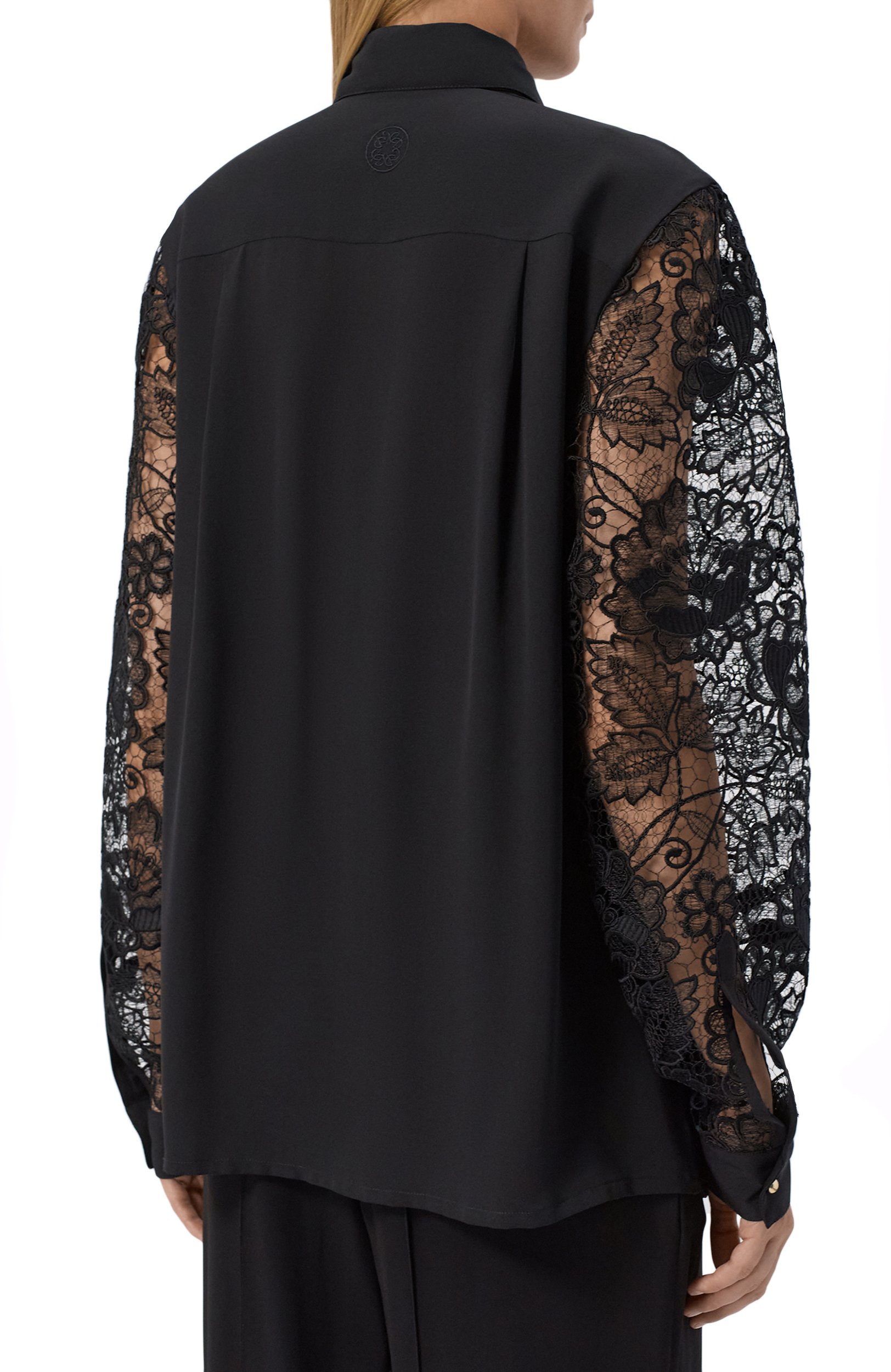 Блузка ELIE SAAB черного цвета по цене 208000 руб., арт. SH000NF26/SIL09, фото 4 Блузка ELIE SAAB, арт. SH000NF26/SIL09, фото 4