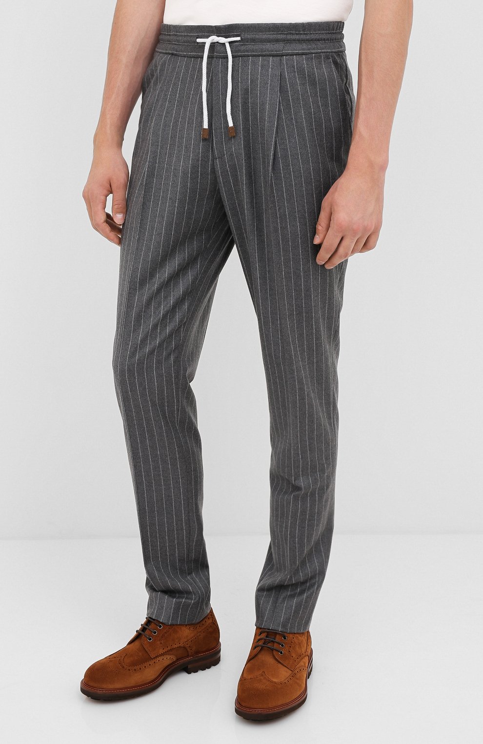 Шерстяные брюки BRUNELLO CUCINELLI серого цвета по цене 107500 руб., арт. ME243E1740, фото 3 Шерстяные брюки BRUNELLO CUCINELLI, арт. ME243E1740, фото 3