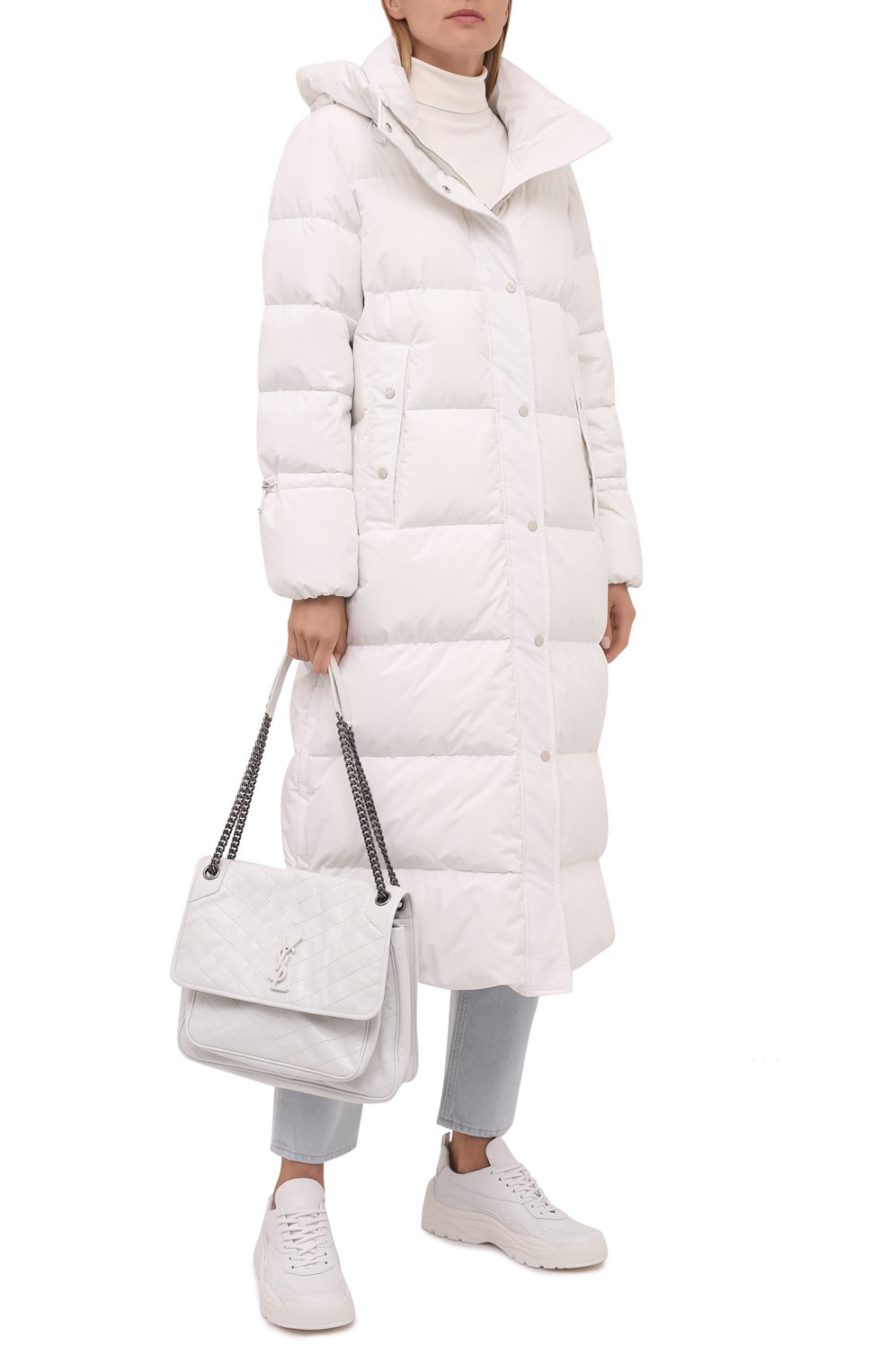 Пуховик MOORER белого цвета по цене 369500 руб., арт. BREUIL-STP/M0DGI200003-TEPA023, фото 2 Пуховик MOORER, арт. BREUIL-STP/M0DGI200003-TEPA023, фото 2