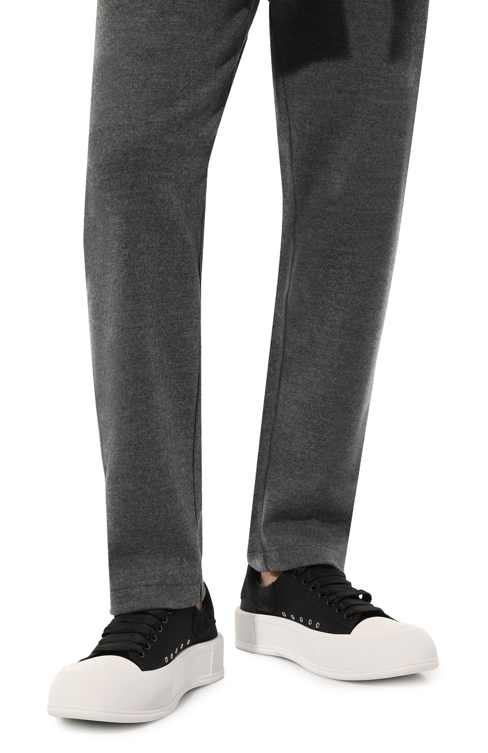 Текстильные кеды deck plimsoll ALEXANDER MCQUEEN черно-белого цвета по цене 49400 руб., арт. 707680/W4MV7, фото 3 Текстильные кеды deck plimsoll ALEXANDER MCQUEEN, арт. 707680/W4MV7, фото 3