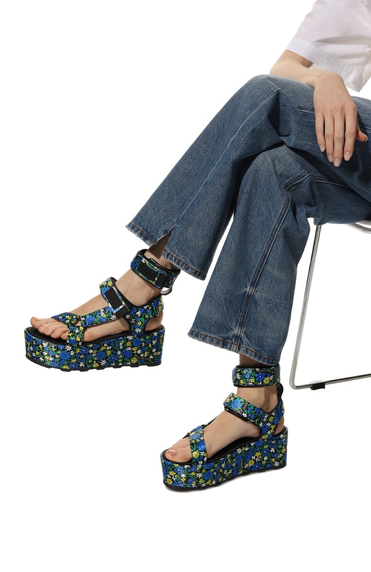 Текстильный босоножки VERSACE JEANS COUTURE, арт. 72VA3S09-F0ND0 MALL0RY DIS. 59 PRINTED SATIN BLU/Z, фото 1