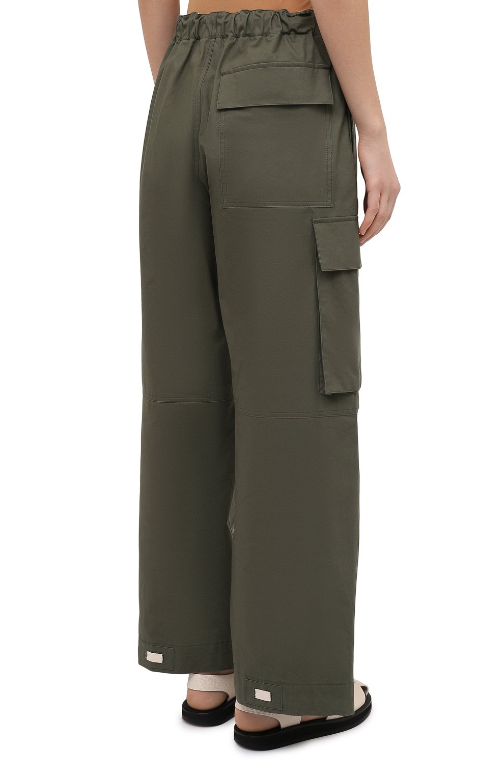 Хлопковые брюки JIL SANDER хаки цвета по цене 66950 руб., арт. JPPS310705-WS242600, фото 4 Хлопковые брюки JIL SANDER, арт. JPPS310705-WS242600, фото 4