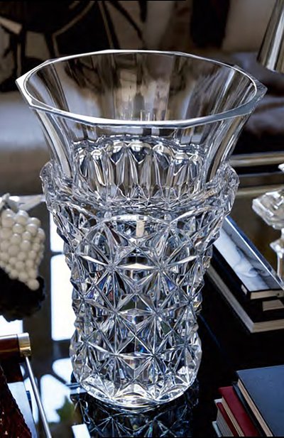 Ваза celimene BACCARAT прозрачного цвета по цене 2180000 руб., арт. 1 794 437, фото 2 Ваза celimene BACCARAT, арт. 1 794 437, фото 2