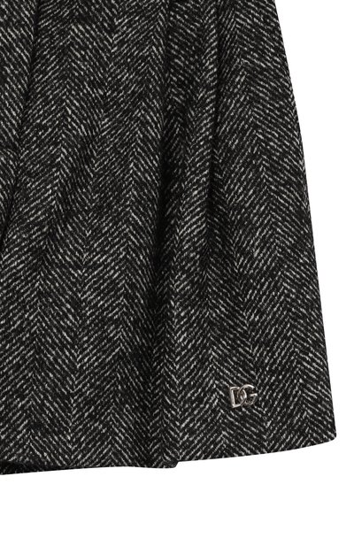 Твидовые шорты DOLCE & GABBANA темно-серого цвета по цене 47800 руб., арт. L53Q46/FCZAF/8-12+, фото 3 Твидовые шорты DOLCE & GABBANA, арт. L53Q46/FCZAF/8-12+, фото 3