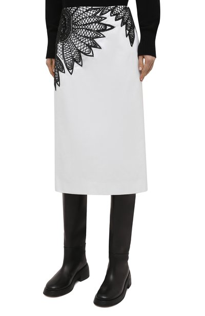 Хлопковая юбка DRIES VAN NOTEN белого цвета по цене 97500 руб., арт. 211-10809-2292, фото 3 Хлопковая юбка DRIES VAN NOTEN, арт. 211-10809-2292, фото 3