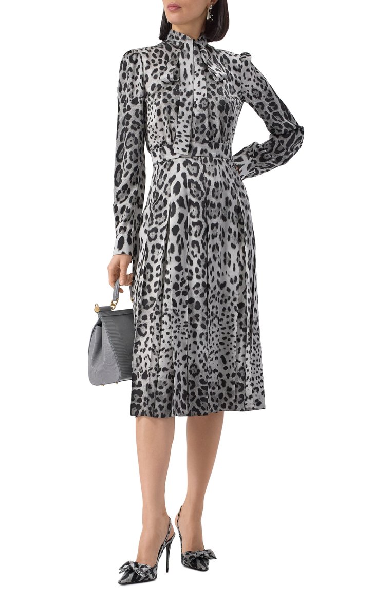 Женские текстильные туфли mun 105 DOLCE & GABBANA леопардового цвета, арт. CG0844/A6Q83 | Фото 2 (Каблук высота: Высокий; Материал сплава: Проставлено; Женское Кросс-КТ: Слингбэки; Драгоценные камни: Проставлено; Каблук тип: Шпилька; Подошва: Плоская; Материал внешний: Текстиль; Материал внутренний: Натуральная кожа)
