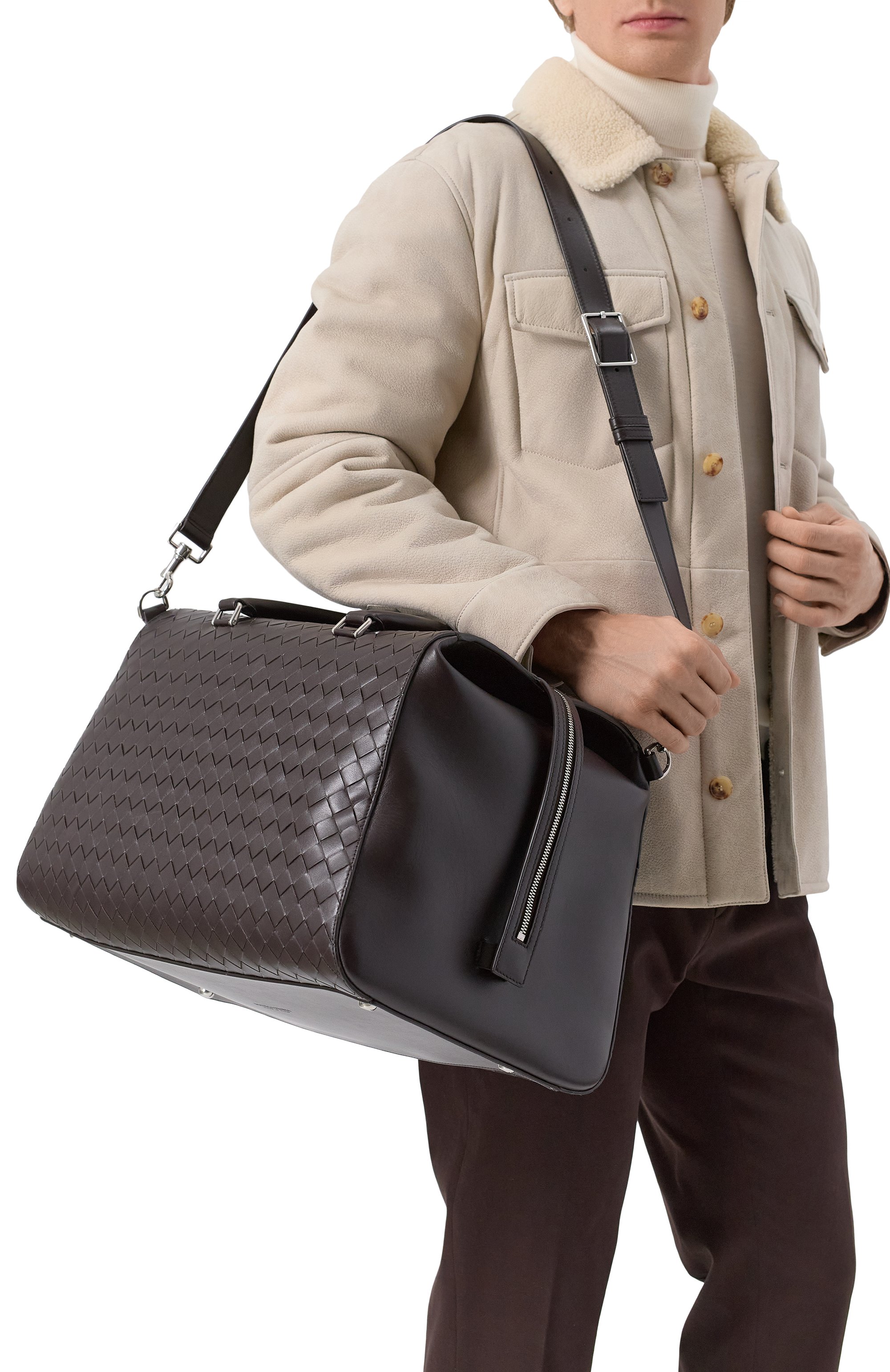 Сумка zip tape weekender BOTTEGA VENETA темно-коричневого цвета по цене 651500 руб., арт. 815814/V2HL1, фото 2 Сумка zip tape weekender BOTTEGA VENETA, арт. 815814/V2HL1, фото 2
