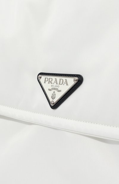 Сумка re-nylon PRADA черно-белого цвета по цене 250000 руб., арт. 1BD256-RDLN-F0964-OOB, фото 3 Сумка re-nylon PRADA, арт. 1BD256-RDLN-F0964-OOB, фото 3