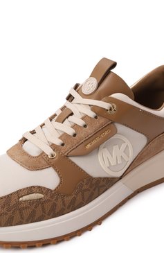 Женские комбинированные кроссовки theo MICHAEL MICHAEL KORS светло-коричневого цвета, арт. 43F1THFS2B | Фото 7 (Материал внешний: Экокожа; Материал внутренний: Текстиль; Драгоценные камни: Проставлено; Материал сплава: Проставлено; Подошва: Платформа; Стили: Кэжуэл; Кросс-КТ: Низкие; Материал утеплителя: Без утеплителя)