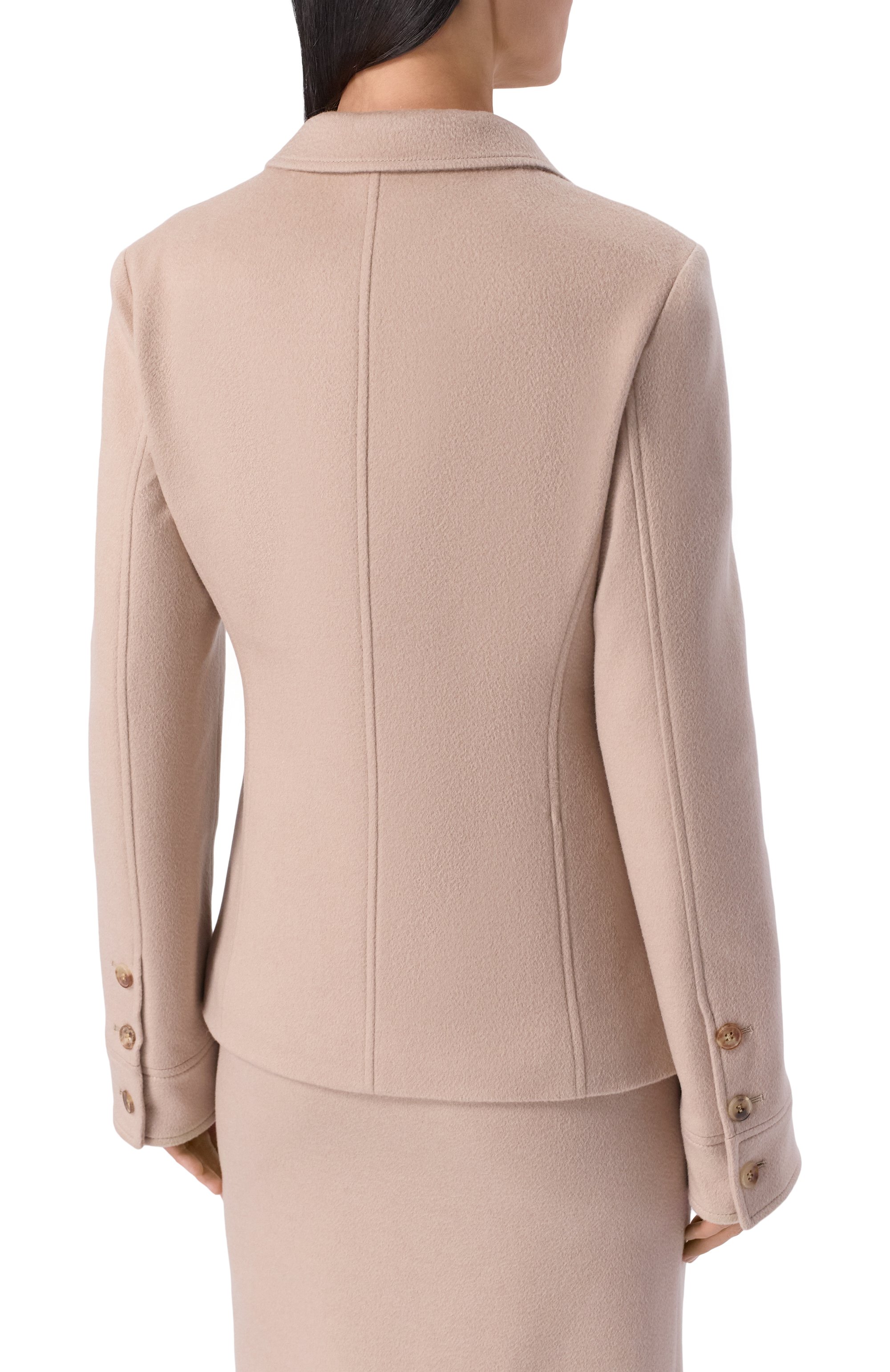 Кашемировый жакет MVST бежевого цвета по цене 359000 руб., арт. M25.1MW.J003/C0L0MB0 5335, фото 4 Кашемировый жакет MVST, арт. M25.1MW.J003/C0L0MB0 5335, фото 4