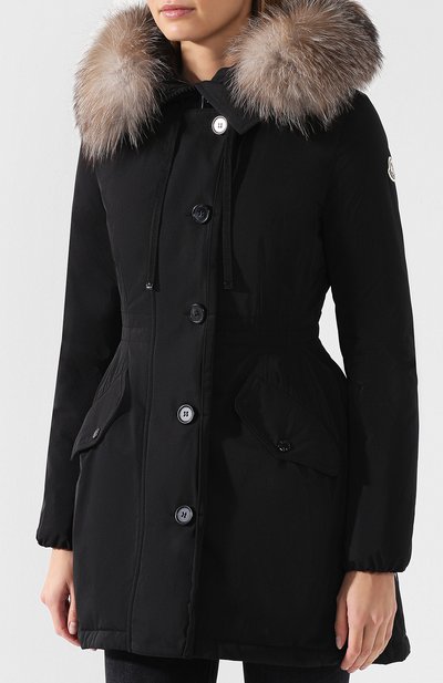 Парка с меховой отделкой капюшона MONCLER черного цвета по цене 221000 руб., арт. D2-093-49934-25-57136, фото 3 Парка с меховой отделкой капюшона MONCLER, арт. D2-093-49934-25-57136, фото 3