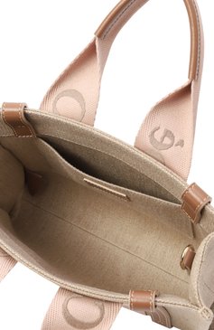Женская сумка woody small CHLOÉ бежевого цвета, арт. CHC23AS397L17 | Фото 5 (Материал: Текстиль; Драгоценные камни: Проставлено; Ремень/цепочка: На ремешке; Размер: small; Материал сплава: Проставлено)