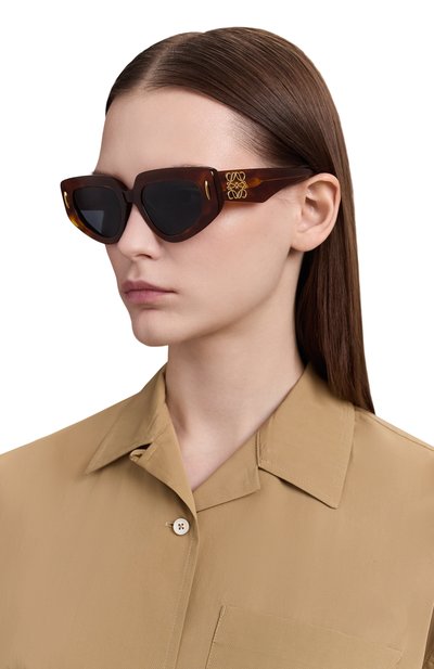 Женские солнцезащитные очки LOEWE, арт. LW40160I 53V