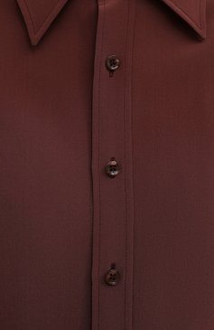 Женская шелковая рубашка SAINT LAURENT коричневого цвета, арт. 663493/Y100W | Фото 5 (Длина (для топов): Стандартные; Материал внешний: Шелк; Рукава: Длинные; Женское Кросс-КТ: Рубашка-одежда; Принт: Без принта; Стили: Кэжуэл, Классический; Материал сплава: Проставлено; Драгоценные камни: Проставлено)