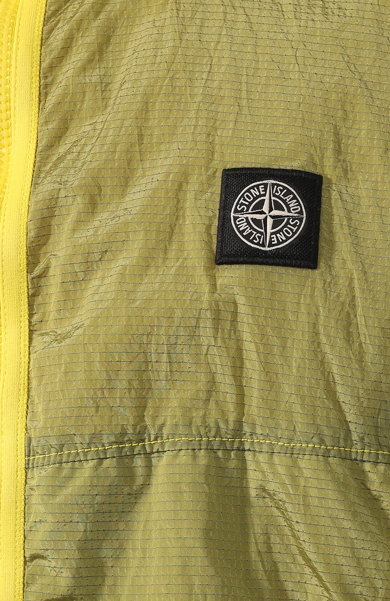 Мужская куртка STONE ISLAND желтого цвета, арт. 721544135 | Фото 5 (Длина (верхняя одежда): Короткие; Материал подклада: Синтетический материал; Материал внешний: Синтетический материал; Мужское Кросс-КТ: Верхняя одежда; Рукава: Длинные; Кросс-КТ: Ветровка, Куртка, Л�егкие; Драгоценные камни: Проставлено; Материал сплава: Проставлено; Стили: Кэжуэл)