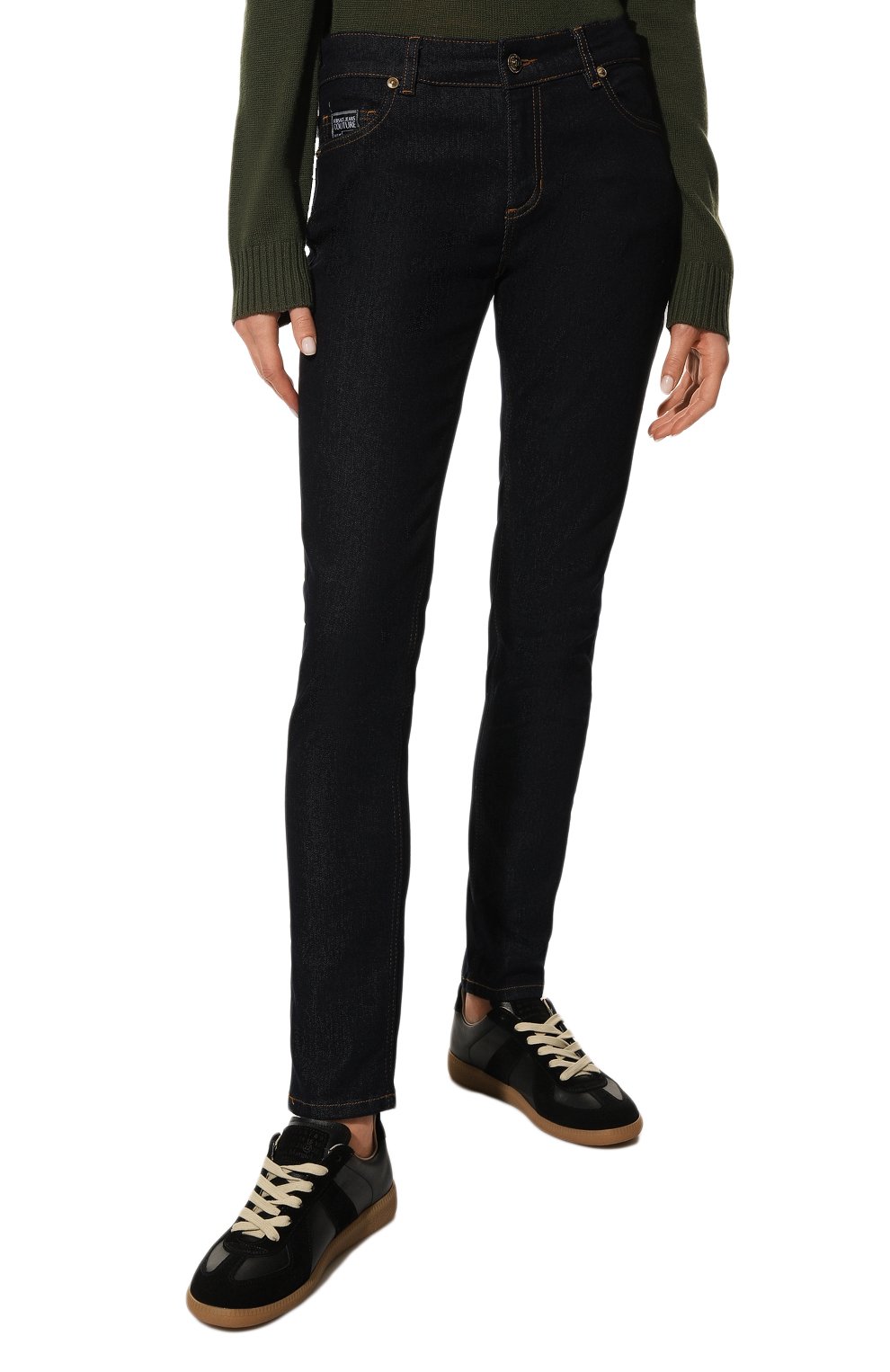 Джинсы VERSACE JEANS COUTURE темно-синего цвета по цене 23950 руб., арт. 72HAB5K3-72DP500 C SKINNY CRYSTAL RIC CURSIVE D ST, фото 3 Джинсы VERSACE JEANS COUTURE, арт. 72HAB5K3-72DP500 C SKINNY CRYSTAL RIC CURSIVE D ST, фото 3