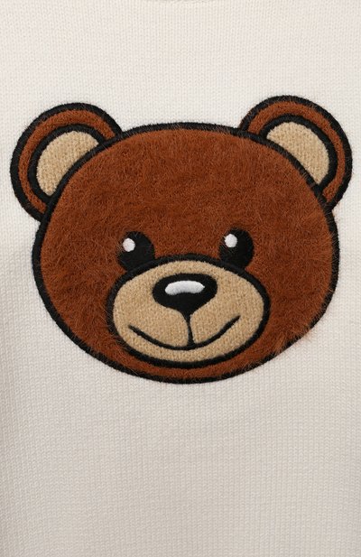 Хлопковый пуловер MOSCHINO кремового цвета по цене 17800 руб., арт. MNW00J/LHE09, фото 3 Хлопковый пуловер MOSCHINO, арт. MNW00J/LHE09, фото 3