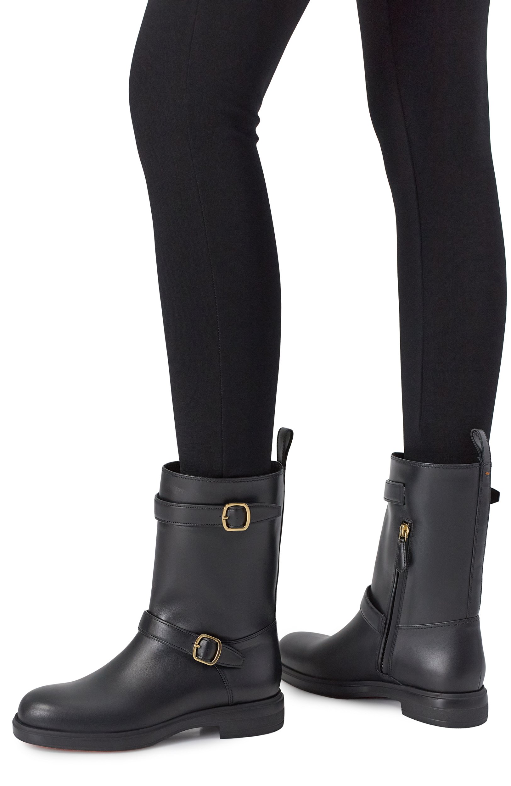 Кожаные полусапоги SANTONI черного цвета по цене 132500 руб., арт. WTYG72447NERNDYL, фото 2 Кожаные полусапоги SANTONI, арт. WTYG72447NERNDYL, фото 2
