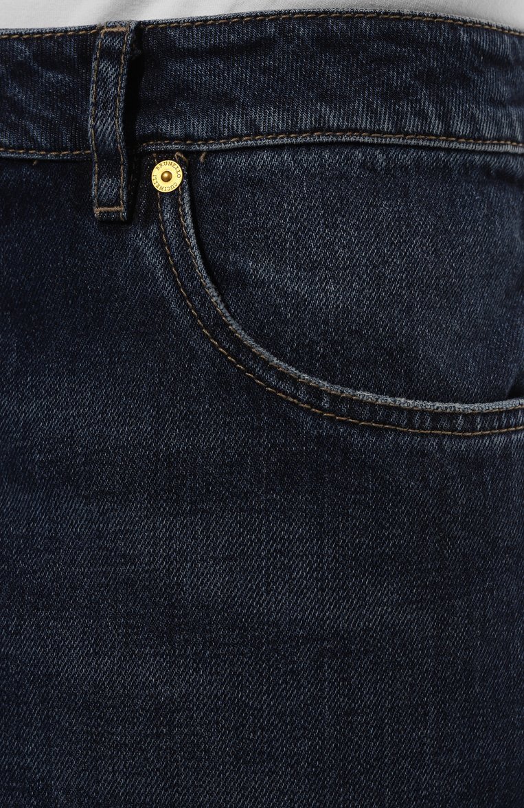 Мужские джинсы straight fit BRUNELLO CUCINELLI темно-синего цвета, арт. M074PR2200 | Фото 5 (Длина (брюки, джинсы): Стандартные; Материал внешний: Хлопок, Деним; Кросс-КТ: Деним; Силуэт М (брюки): Прямые; Детали: Делаве; Стили: Повседневный; Автоматизация состава: Проставлено; Автоматизация ТО: Проставлено)