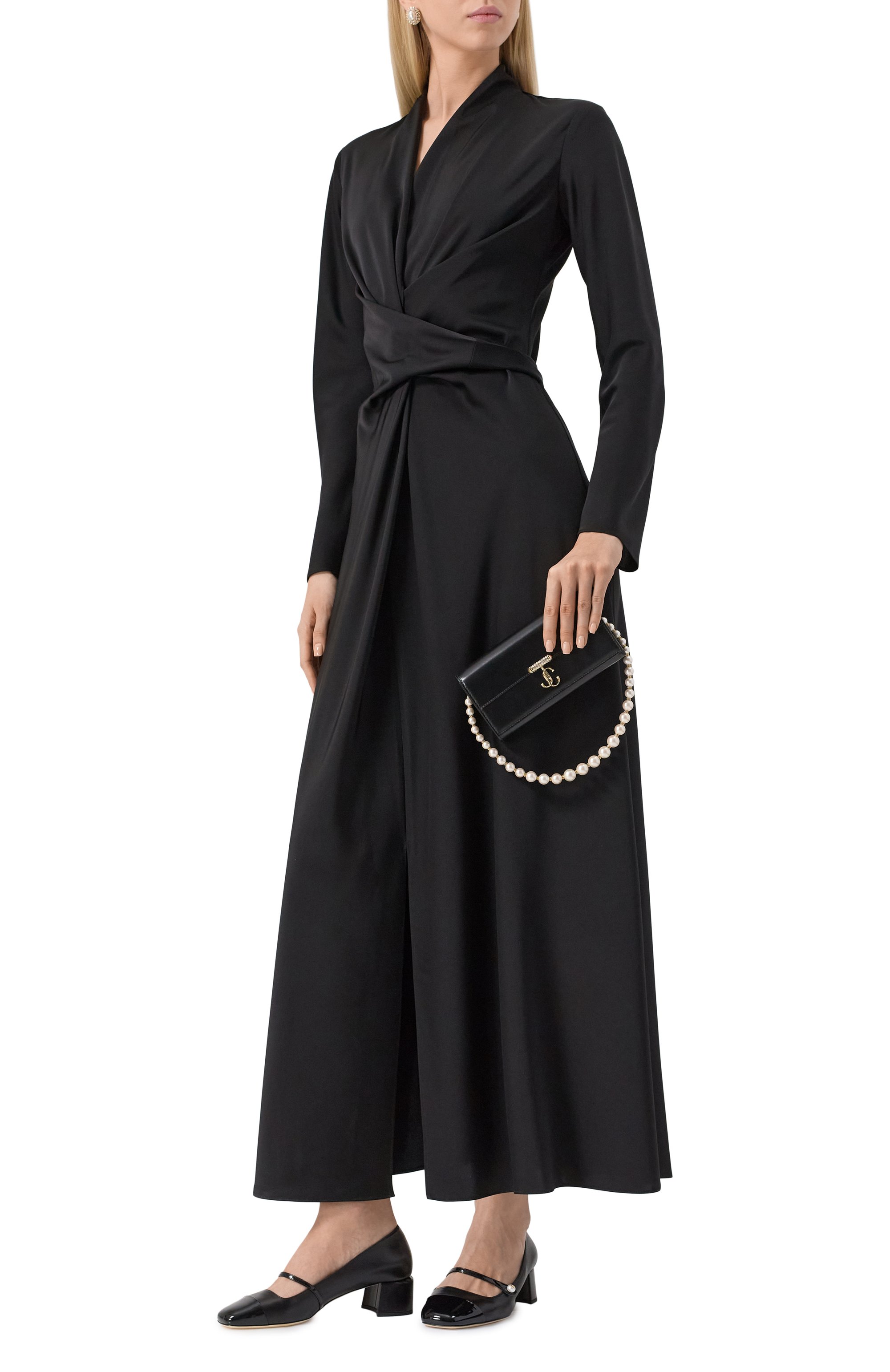 Клатч avenue JIMMY CHOO черного цвета по цене 133000 руб., арт. AVENUE WALLET/CHAIN, фото 7 Клатч avenue JIMMY CHOO, арт. AVENUE WALLET/CHAIN, фото 7