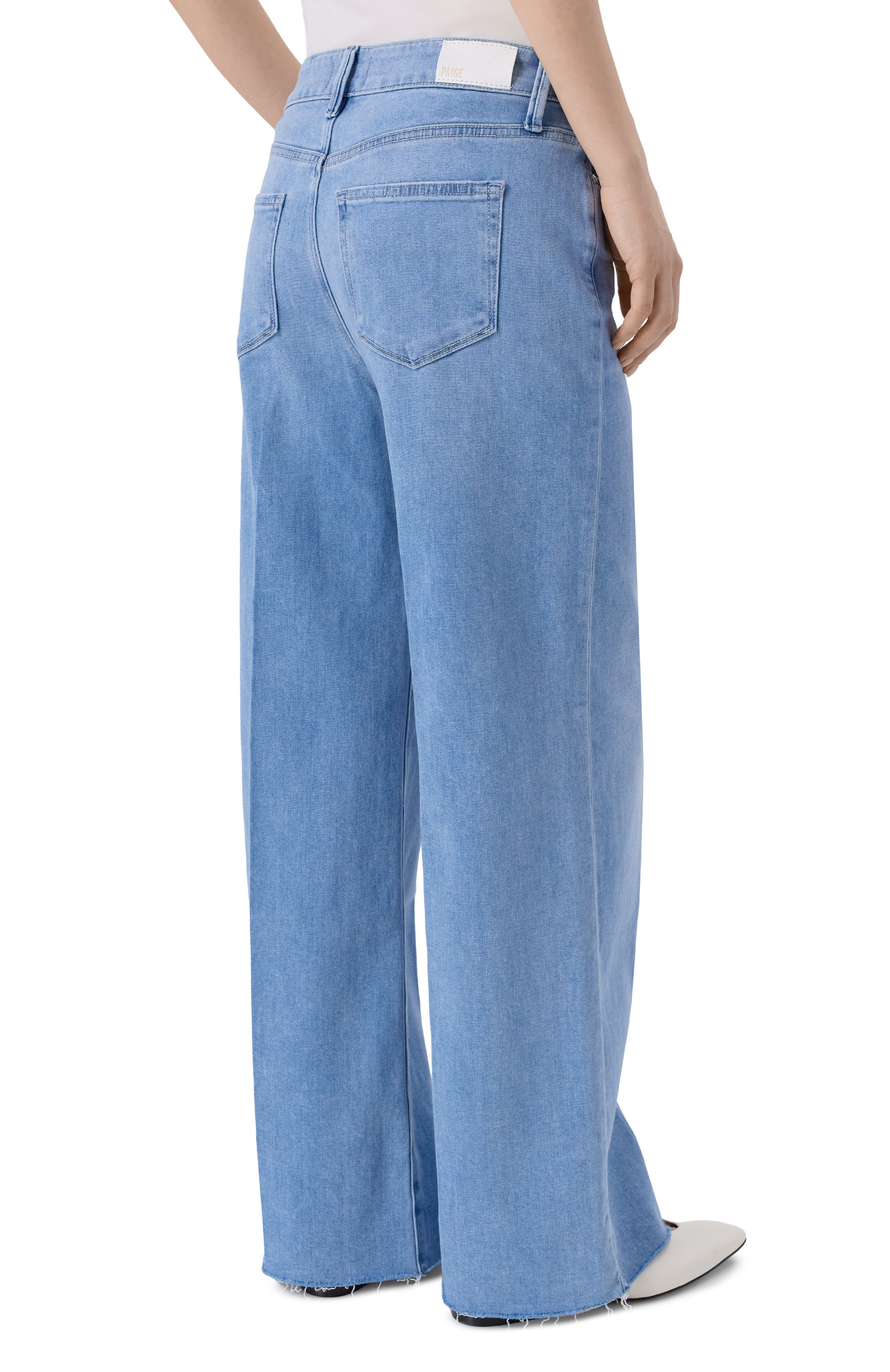 Джинсы anessa PAIGE голубого цвета по цене 41200 руб., арт. 1A68F72-D033_001, фото 4 Джинсы anessa PAIGE, арт. 1A68F72-D033_001, фото 4