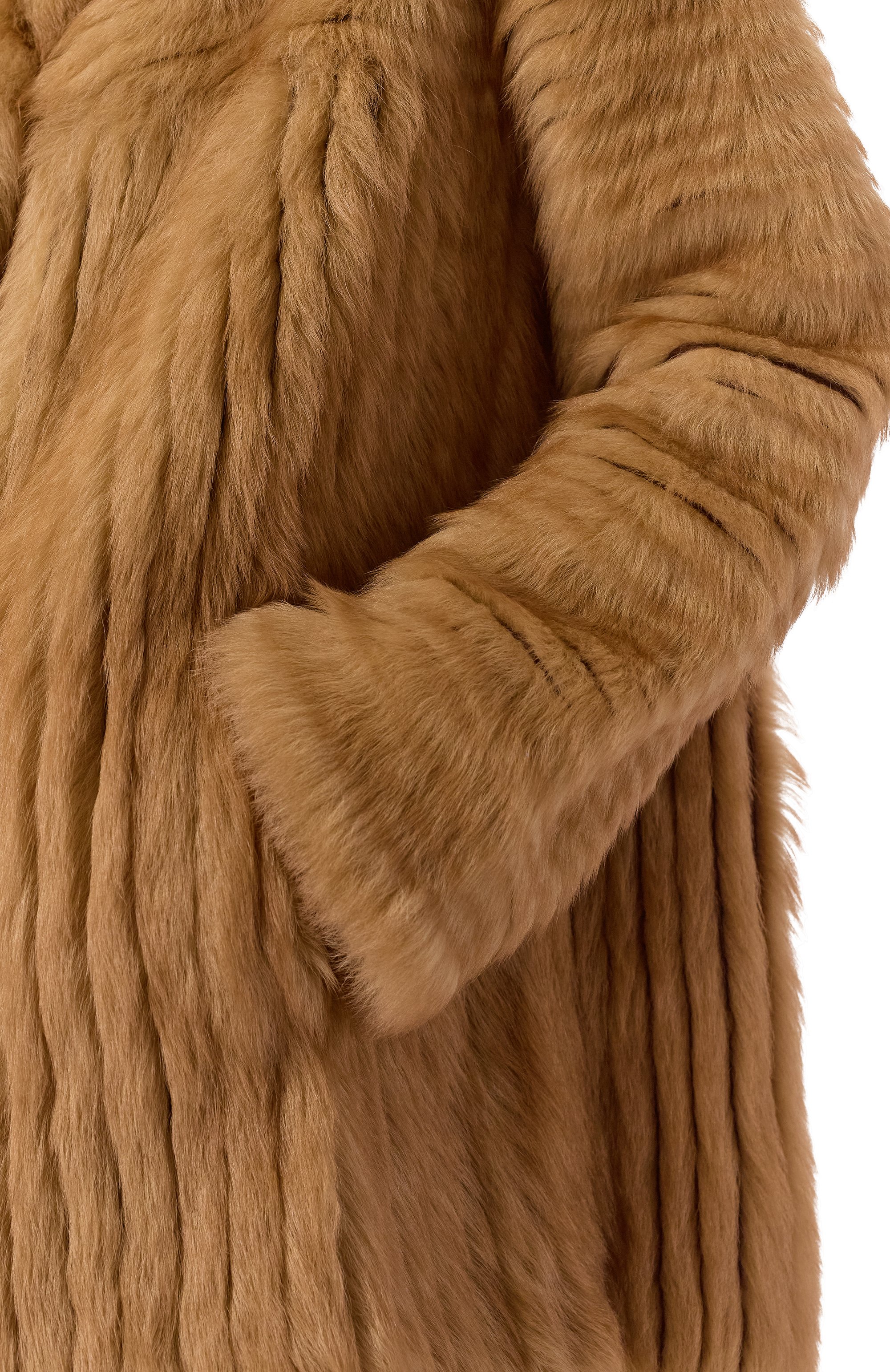 Шуба из овчины VALENTINO бежевого цвета по цене 1995000 руб., арт. 7B0NB06M/9QF, фото 5 Шуба из овчины VALENTINO, арт. 7B0NB06M/9QF, фото 5