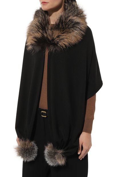 Капюшон с мехом лисы VICTORIA KUSENKOVA черного цвета по цене 60280 руб., арт. 199304465548, фото 3 Капюшон с мехом лисы VICTORIA KUSENKOVA, арт. 199304465548, фото 3