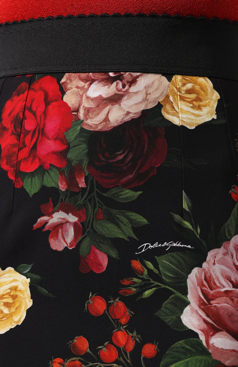 Юбка из вискозы DOLCE & GABBANA черного цвета по цене 109500 руб., арт. F4A1FT/FSRL5, фото 5 Юбка из вискозы DOLCE & GABBANA, арт. F4A1FT/FSRL5, фото 5
