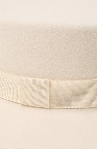 Шляпа kanotie COCOSHNICK HEADDRESS молочного цвета по цене 12000 руб., арт. kanotiemedbasic, фото 4 Шляпа kanotie COCOSHNICK HEADDRESS, арт. kanotiemedbasic, фото 4