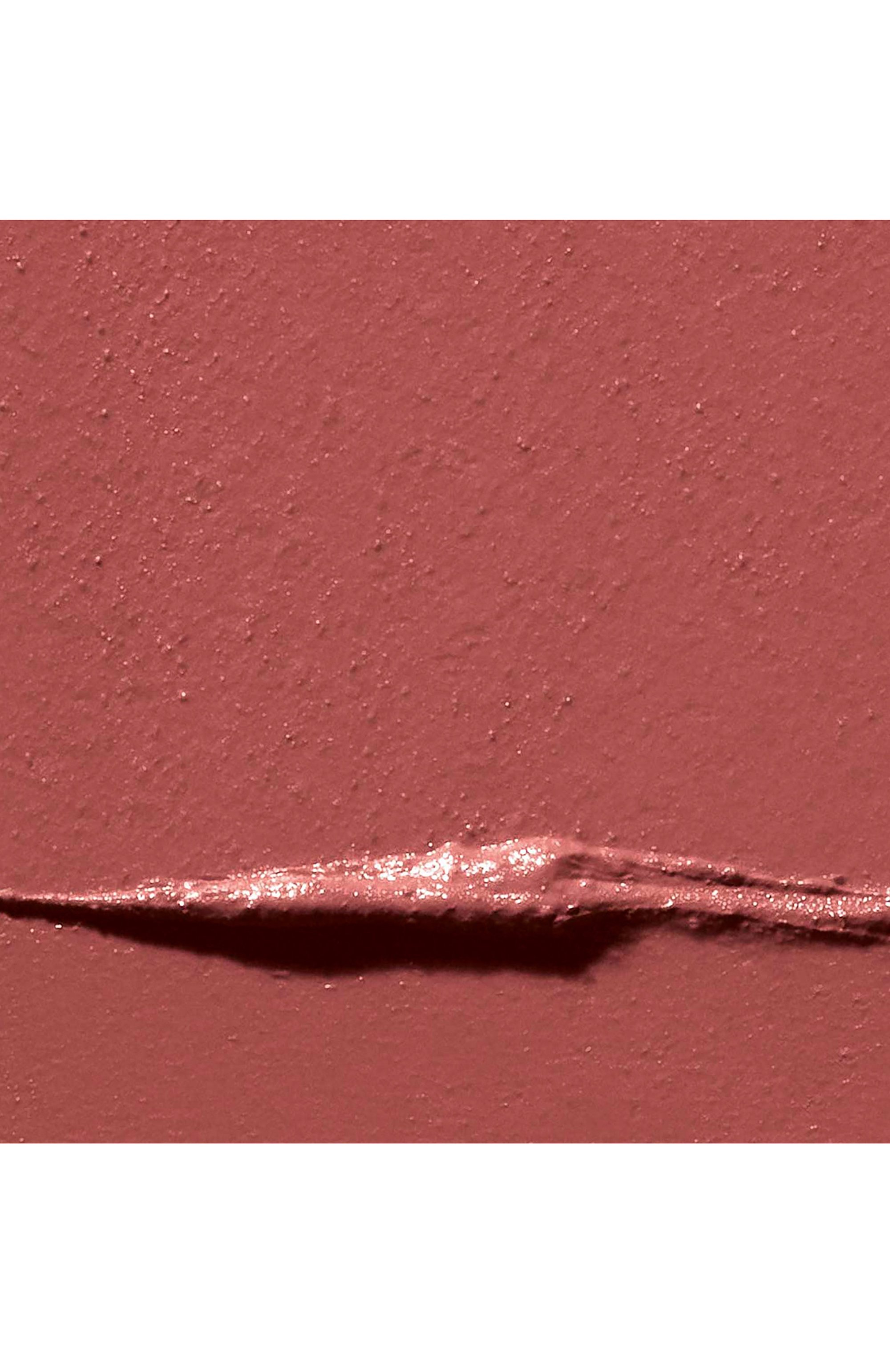 Матовая помада joli rouge velvet, оттенок 705v (3,5g) CLARINS цвета по цене 4100 руб., арт. 80112771, фото 2 Матовая помада joli rouge velvet, оттенок 705v (3,5g) CLARINS, арт. 80112771, фото 2